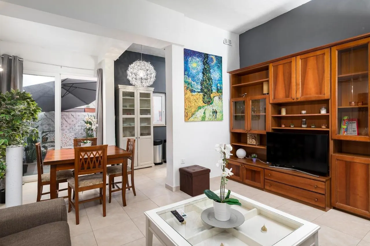 Cosy, Charming 1 Bedroom Maisonette Il-Furjana 0*,